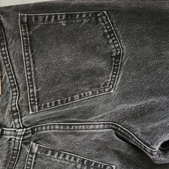 Wrangler, Black Jeans, 32 X 32 in Great Shape, Hardly Worn, 3 Front 2 Bk Pockets - Picture 8 of 10
